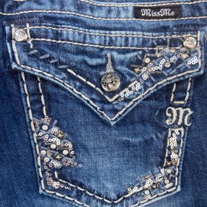 Miss Me Signature-Rise Straight, Size 31